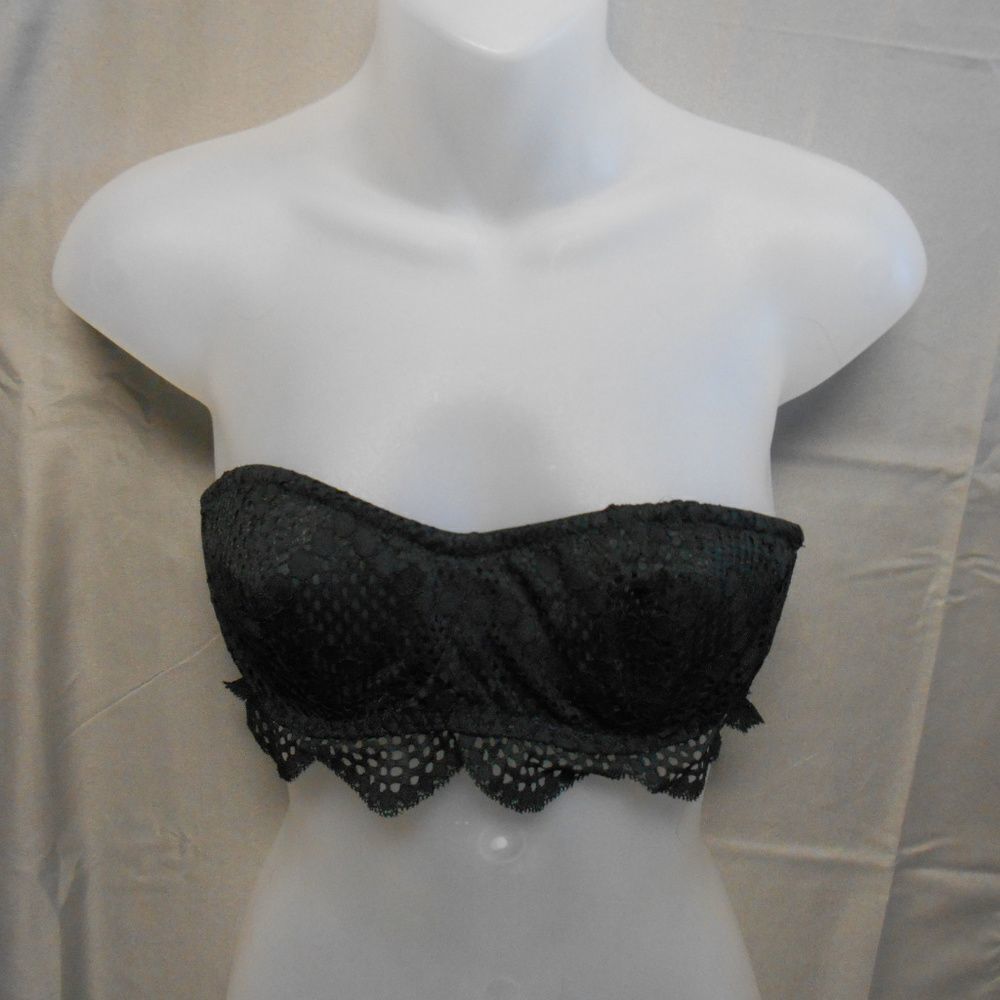 Victoria’s Secret Bra Small black strapless NWOT